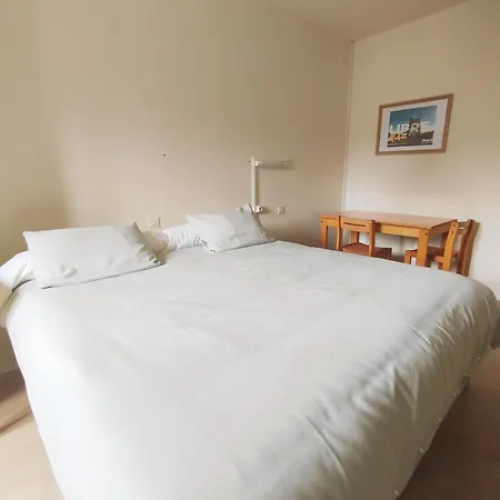 Du Domaine Laffraut Feriehus *